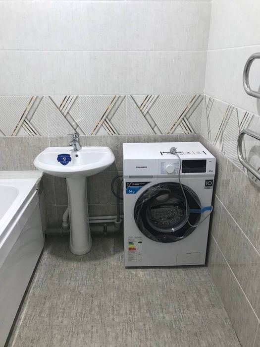 Bektemir musaffo Maskanda 2xonali uy 300 16qavat