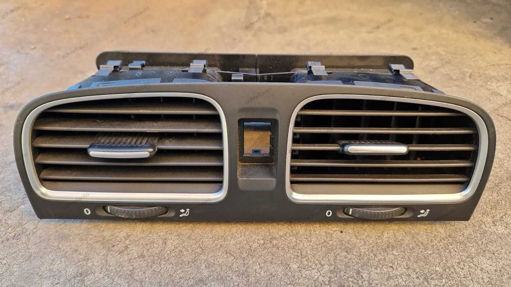 Grila ventilatie centrala VW Golf 6 cod 5K0 819 728 N