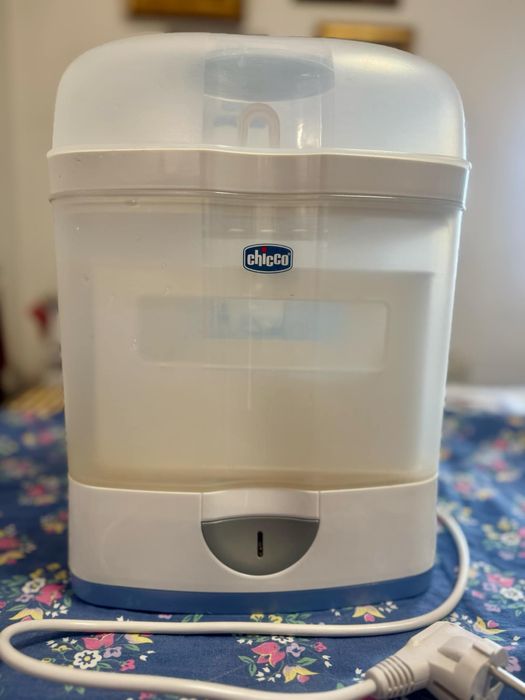 Стерилизатор за бебешки шишета Chicco