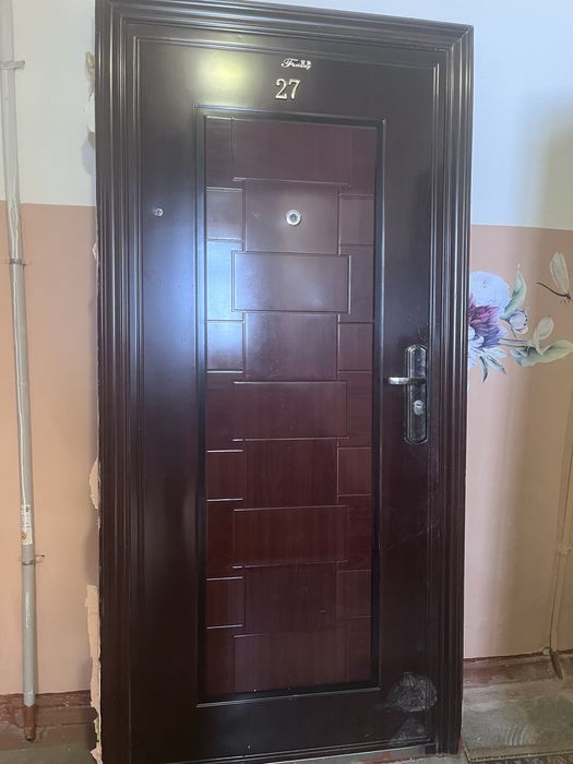 Продам входные двери
