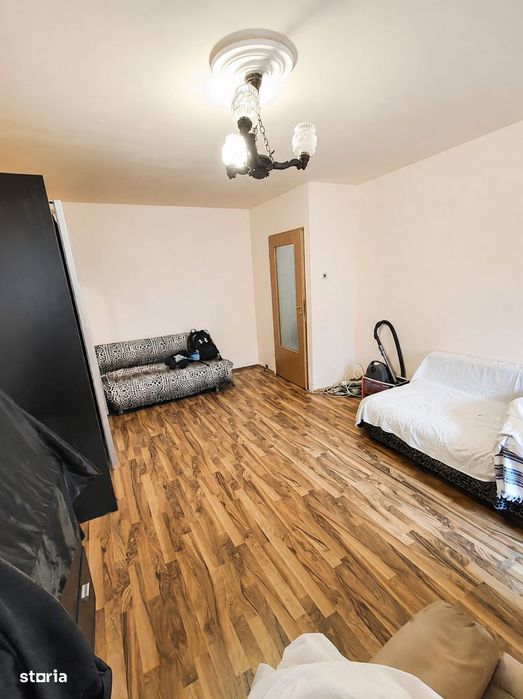 Apartament in zona Giratoriu Campului-Manastur | 2 Statii Distanta de