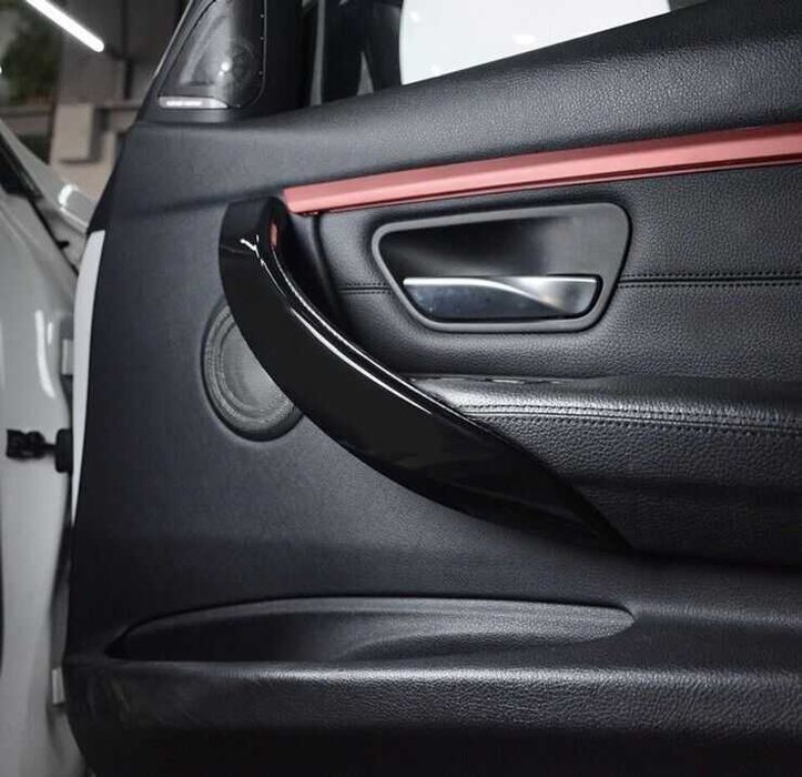 Вътрешни дръжки за врата BMW F30 / F31 / F32 / F36 – 1бр. Черен гланц