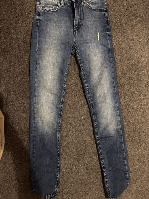 Дамски дънки.