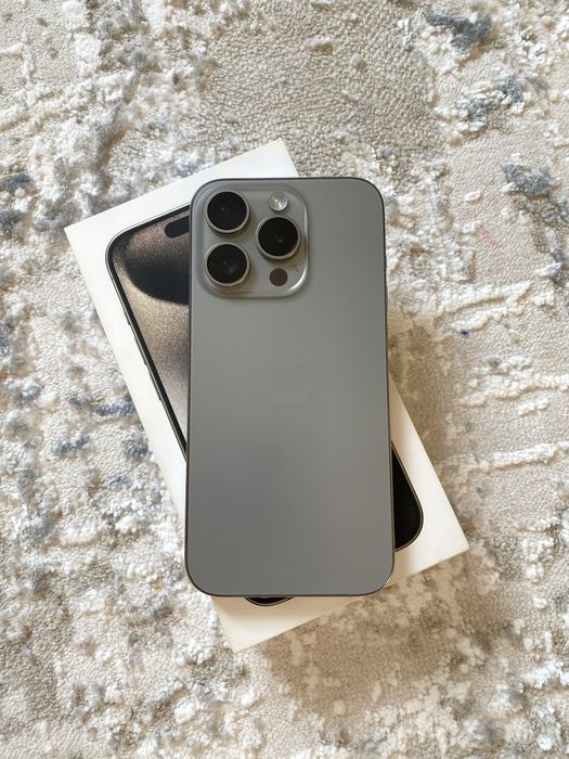 iPhone 15 Pro / в идеале