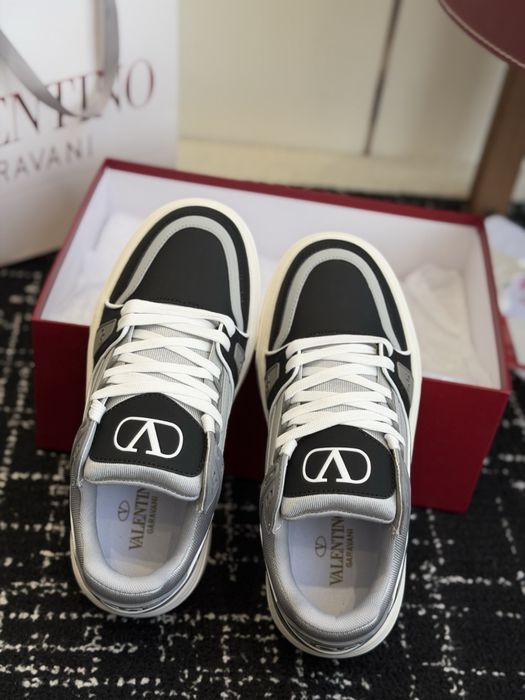 Adidasi Valentino , calitate premium , pe comanda , noi , 42