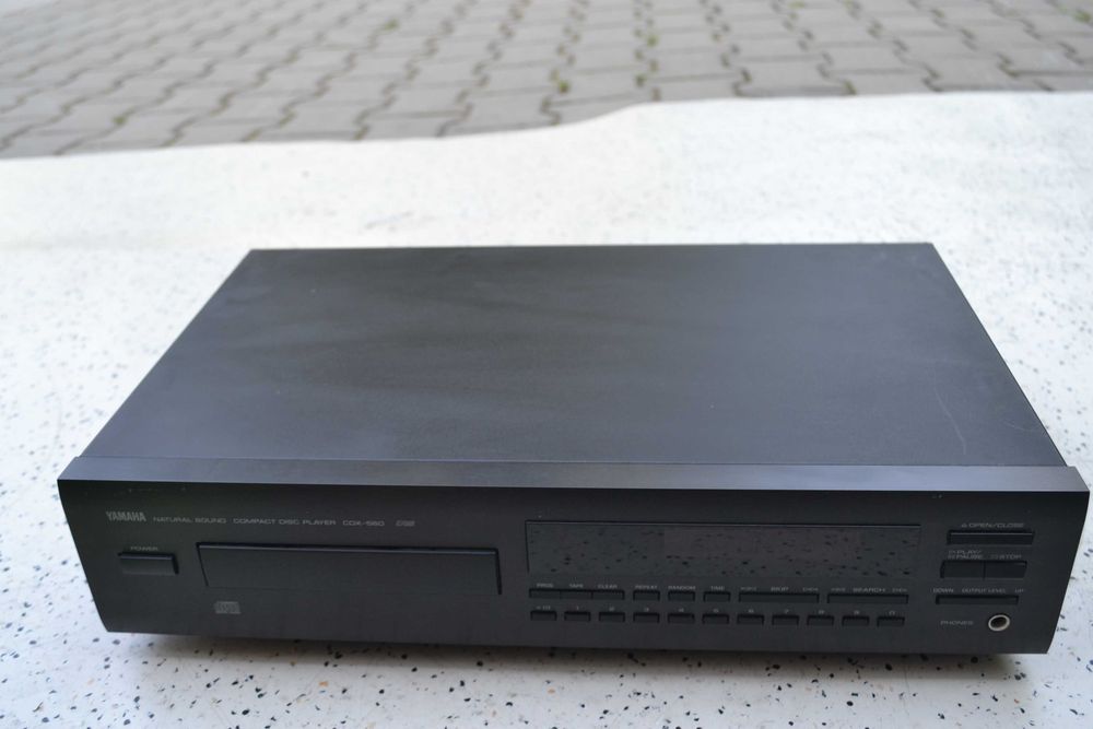 Cd player Yamaha CDX 560