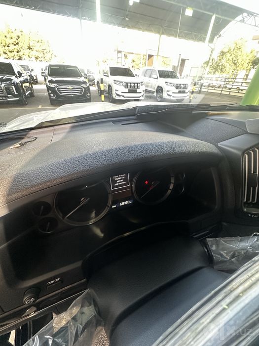 Toyota prado 200