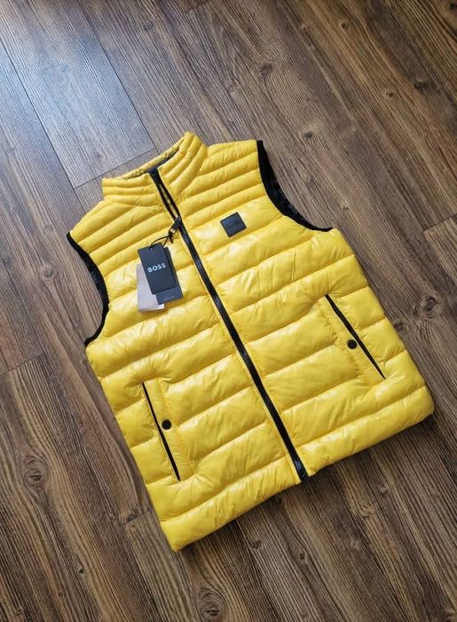 Страхотна мъжка грейка елек HB размер S M L