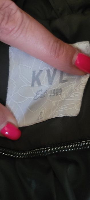 Дамски зимни якета