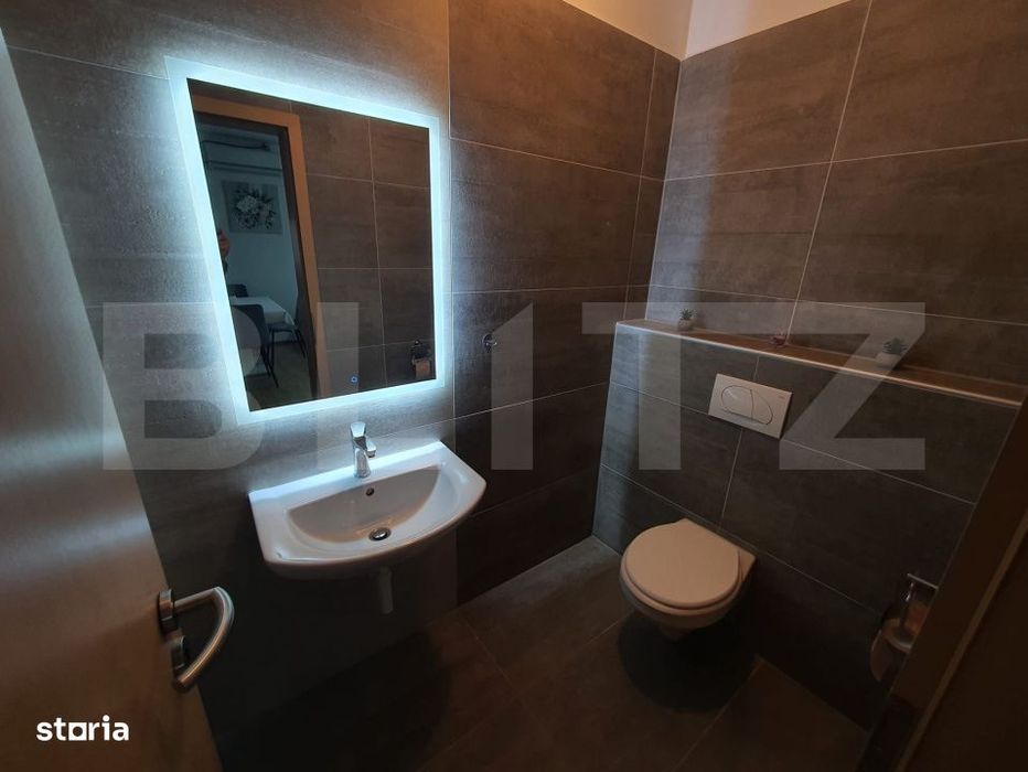 Apartament 3 camere, 65 mp, zona Lipovei