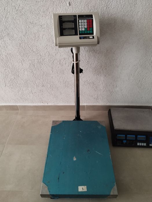 Електронен кантар голям