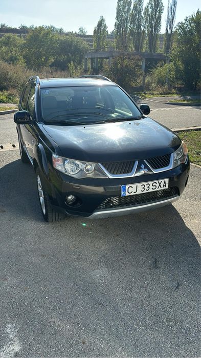 Mitshubishi Outlander