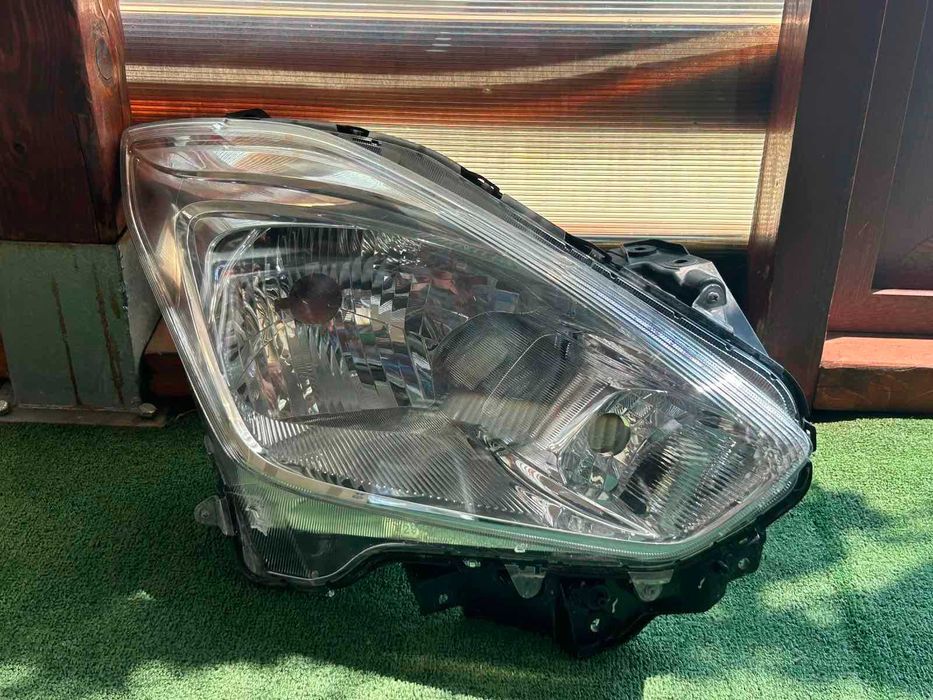 фар десен Suzuki Swift 2017-2023г. #678S.