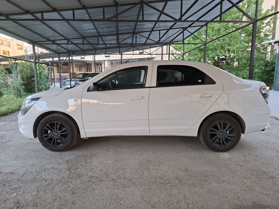 Chevrolet Cobalt 2026 — 2