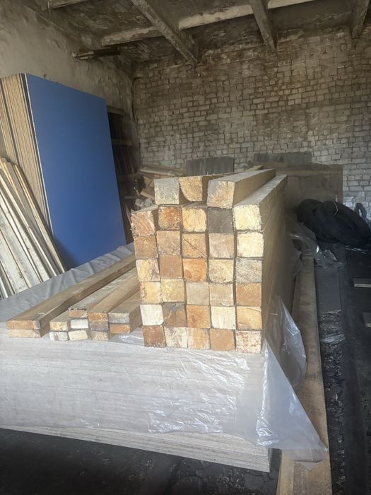 Продам брус 10*10, доски длинна 1,5 м. Цена 60000 за 1 куб. м.