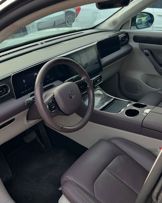 Lipmotirs C11 hybrid 315km