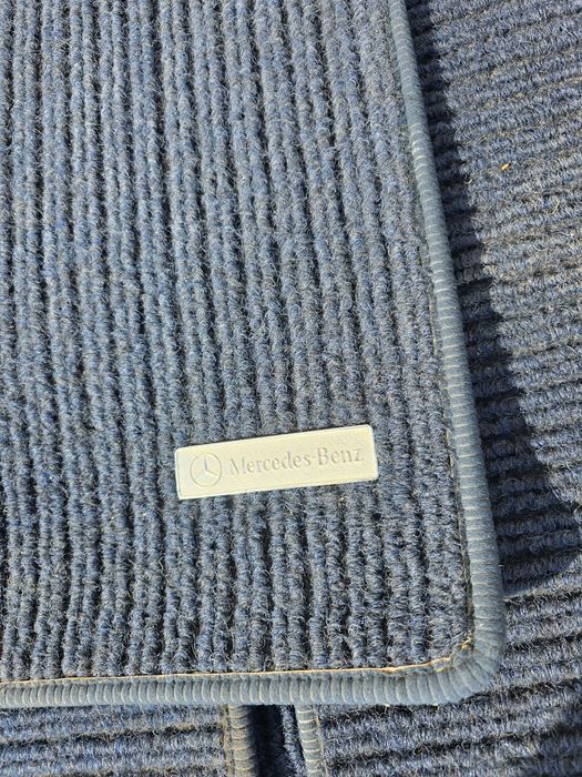 Коврик на мерседес 124