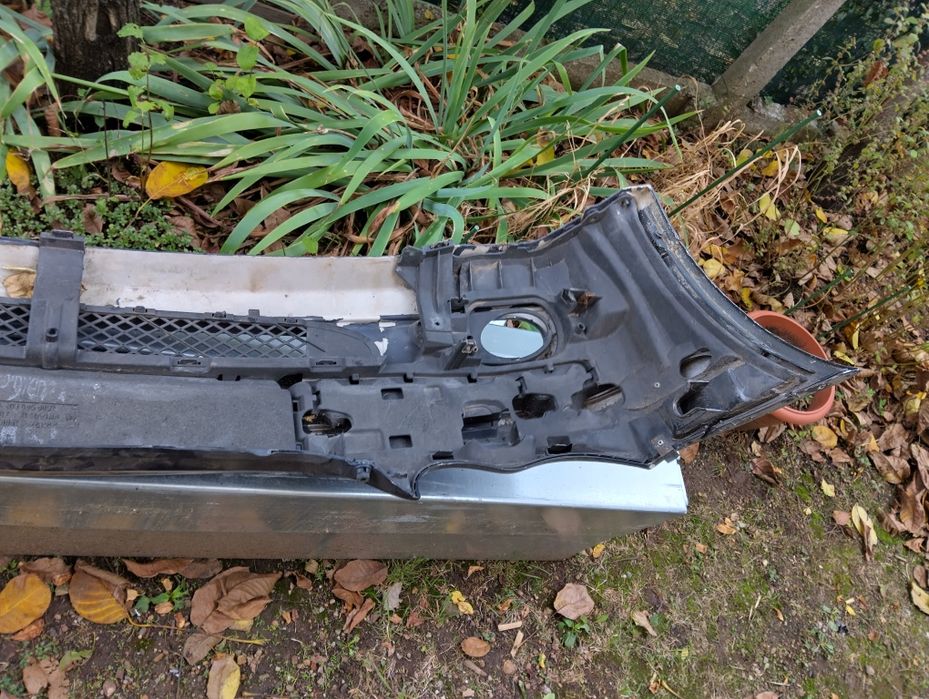 Предна броня  Мерцедес w203