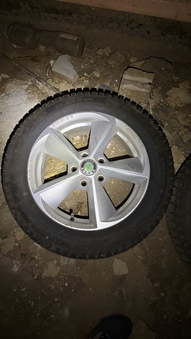 Зимние шины 205/55 R16