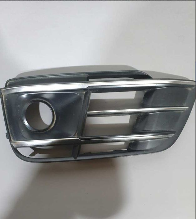 РЕШЕТКА НА БРОНЯ ПРЕДНА ЛЯВА AUDI II S-LINE Q5 SQ5 ORG 80A807681E (0)