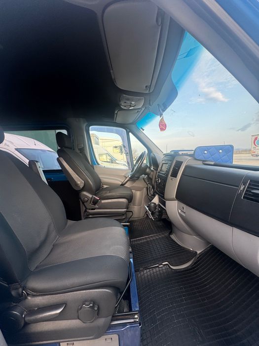 Продавам Микробус Mercedes-Benz Sprinter 319 CDI и платформа !