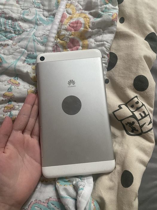 планшет Huaweei