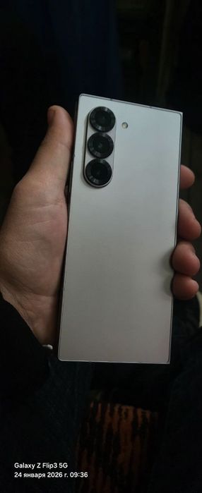 Z Fold 6  256 Gb toza ishlatilgan karopkasi yuq 2 ta sim