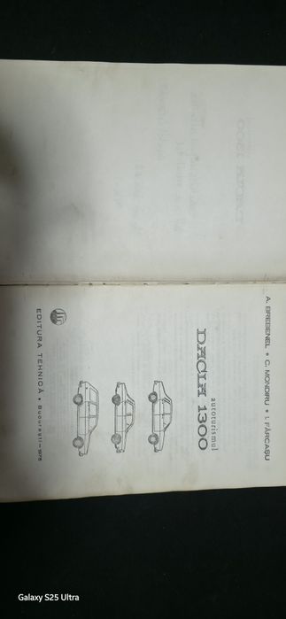 Carte Autoturismul Dacia 1300