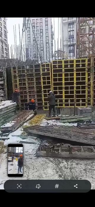 Заливаем бетон с опалубки