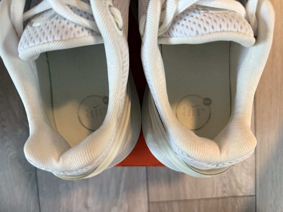 Маратонки Nike AIR MAX PULSE