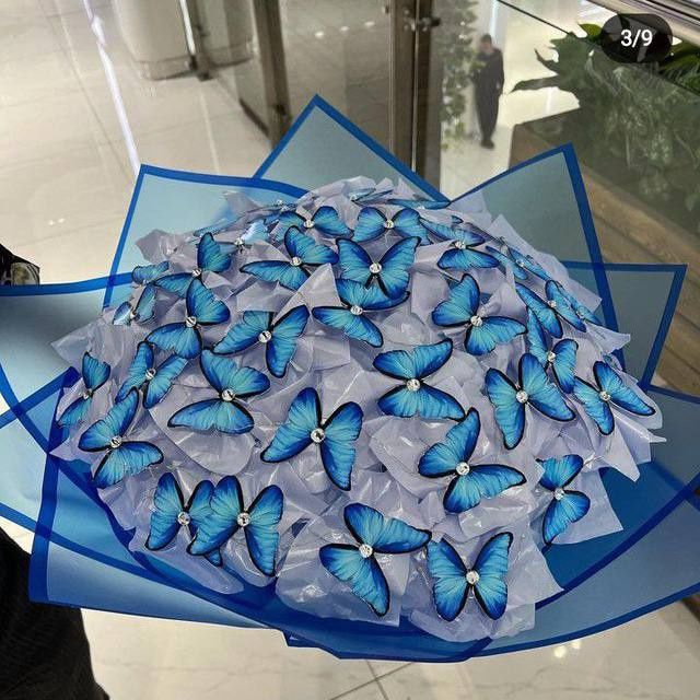 Букет из бабочек и шарики ест  Vazdushniy Shar Kapalakli buket