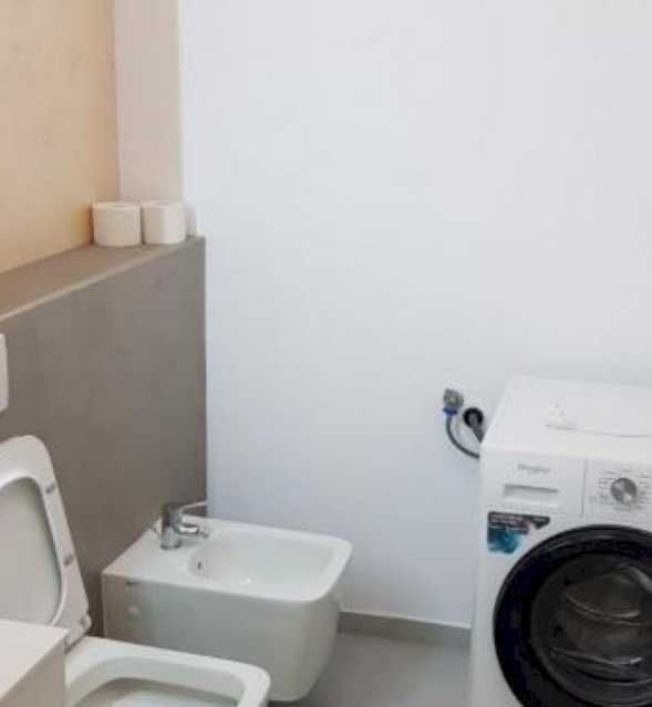 Дава се под наем Двустаен апартамент в Пловдив, Център - 60 кв.м за 285.6 € - Снимка #5