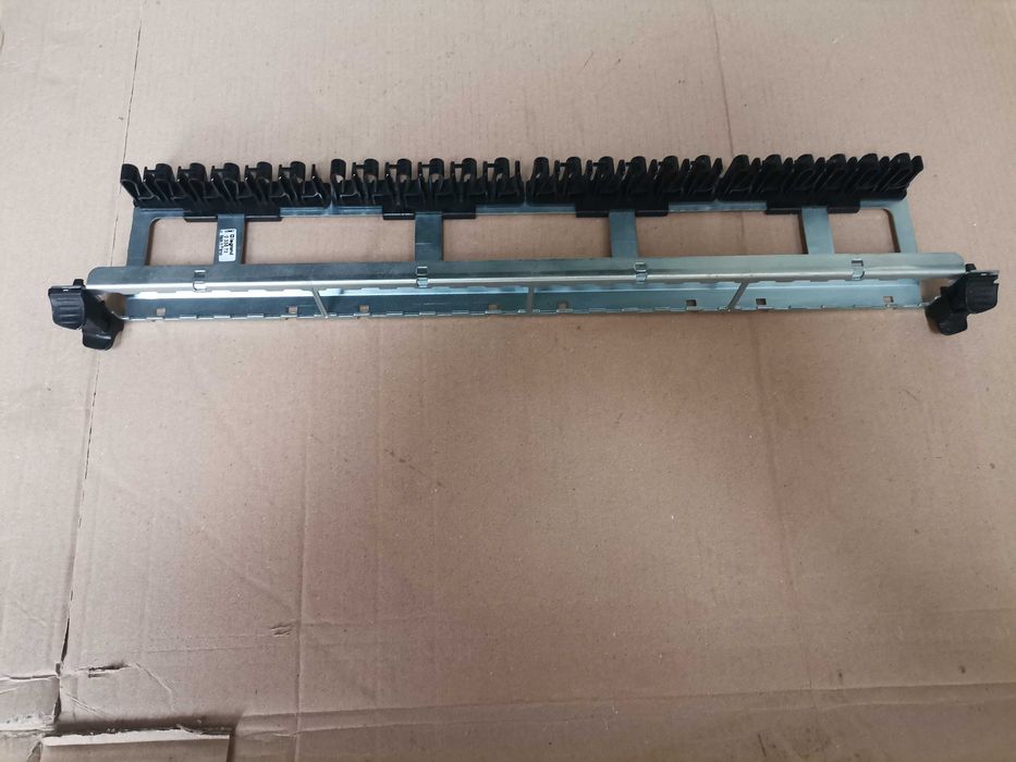 Рамка органайзер за кабели Legrand