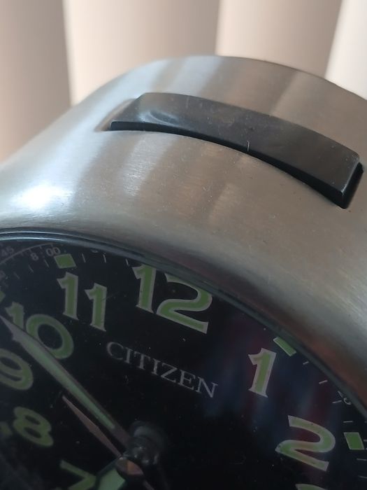 Ceas de masă cu alarmă Citizen