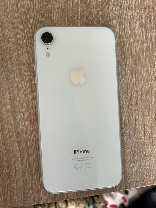 iPhone XR 64GB Белый цвет