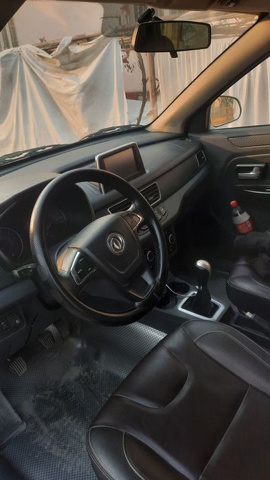 Dong-Feng Glory 330S