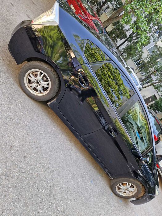 Se vinde Toyota Prius 3