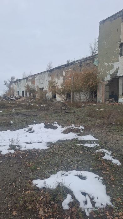 Продам территорию и здания