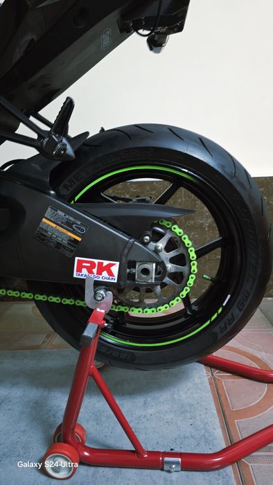Kavasaki ZX6 RR.