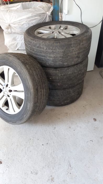 Диски с резиной на Mercedes