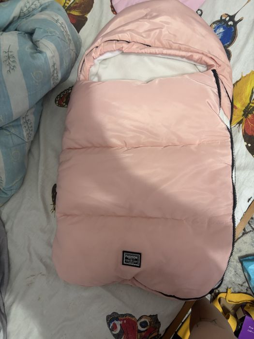 Продам детские вещи