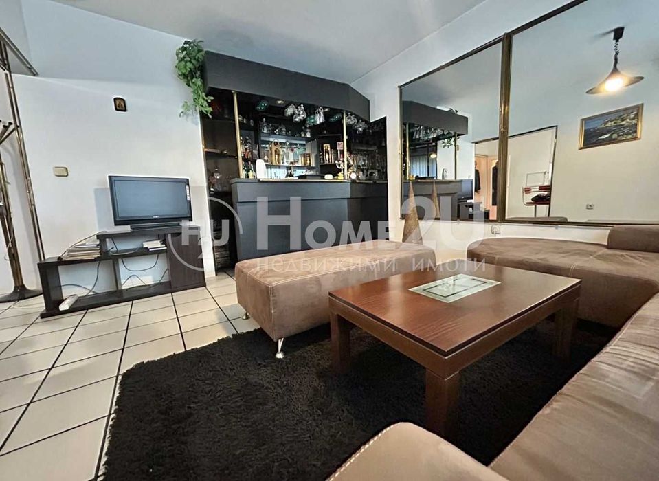 Четири стаи!! Асансьор!! Възраждане!!