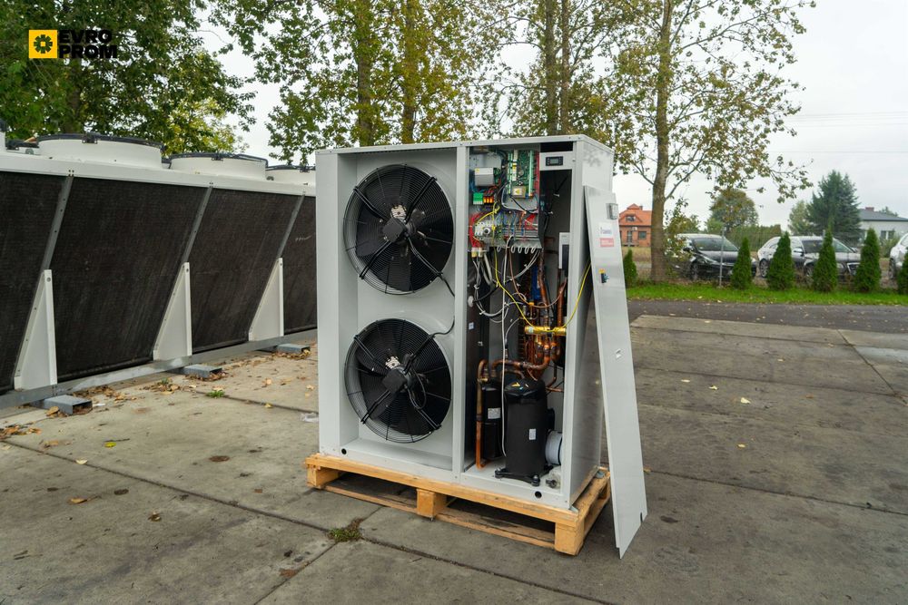 Chiller/Pompă de căldură CLIMAVENETA I-BX-N 025T – 24.7 kW răcire / 26.1 kW încălzire | air cooled chiller for sale