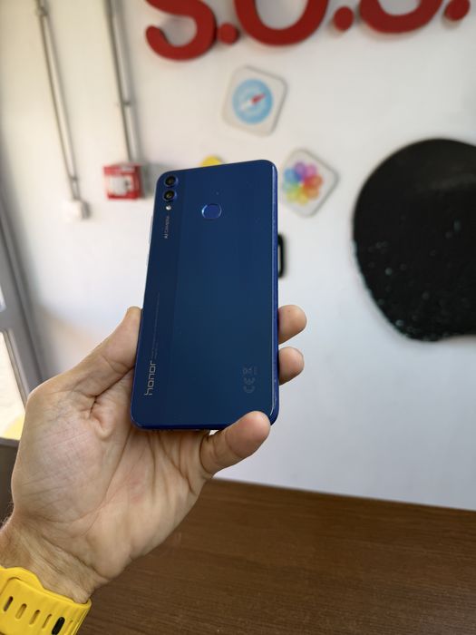 Vand Honor 8x blue
