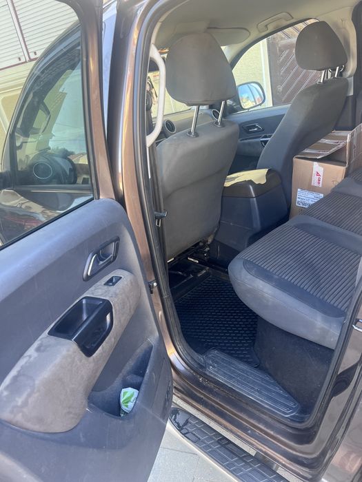 Amarok 2012                        .