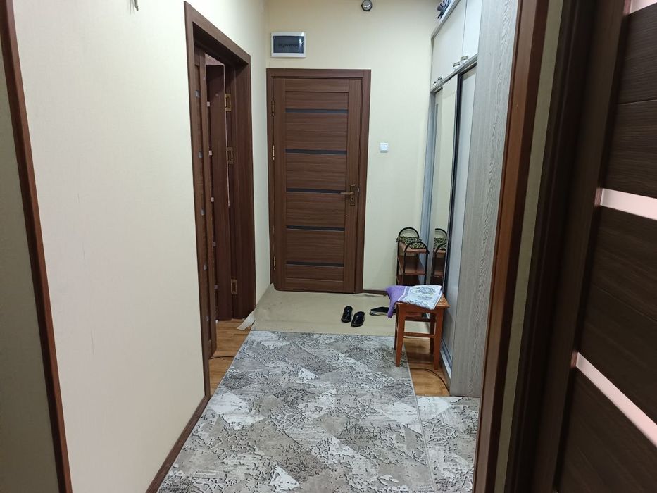 Массив 5 Куйлюк. 4-х комн. Удвоенный зал. Не торец. 92м².
Ориентир Баз