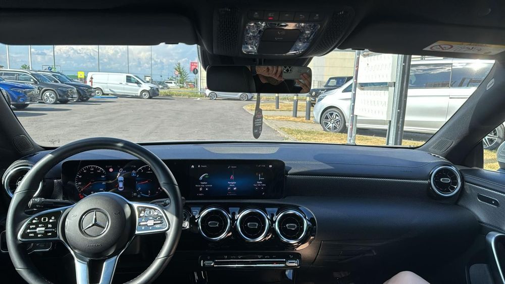 Mercedes-Benz CLA 180