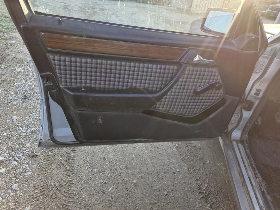 Мерцедес 124 2.5д 113к.с НА ЧАСТИ