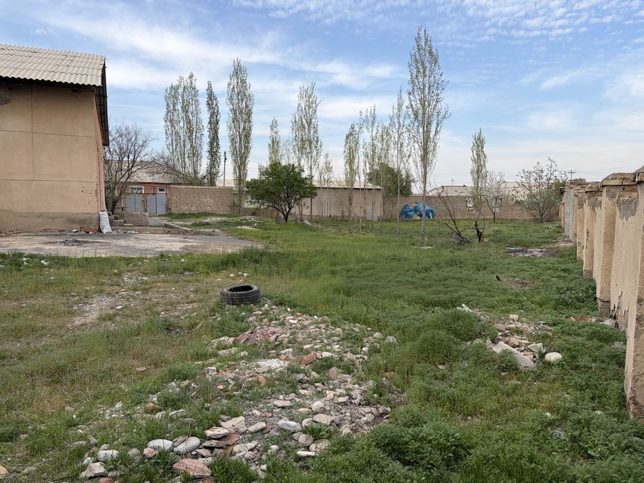 Turar joy sotiladi. Dokumentlari tinniq 15 sotih