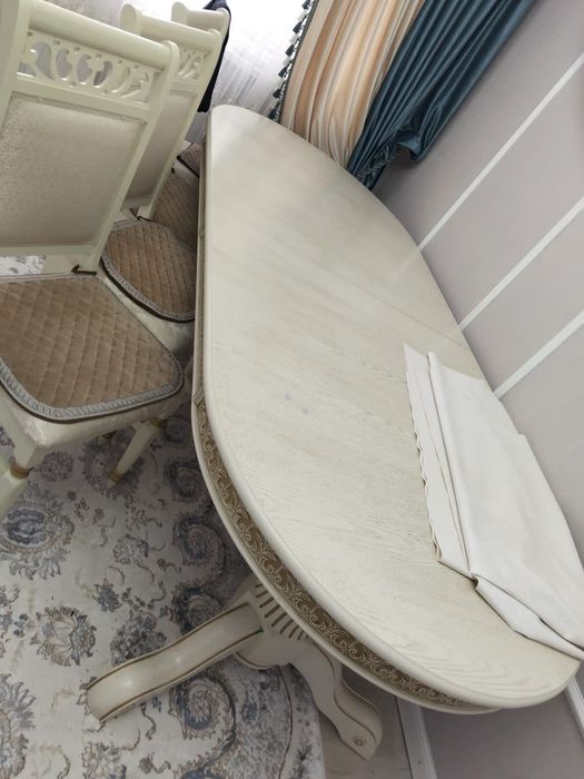 Стол стульясымен новый